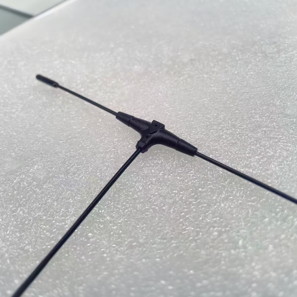 BAYCK 915Mhz 2.4GHz T-Type Ant - огляд і ціна Crossfire Receiver Rx